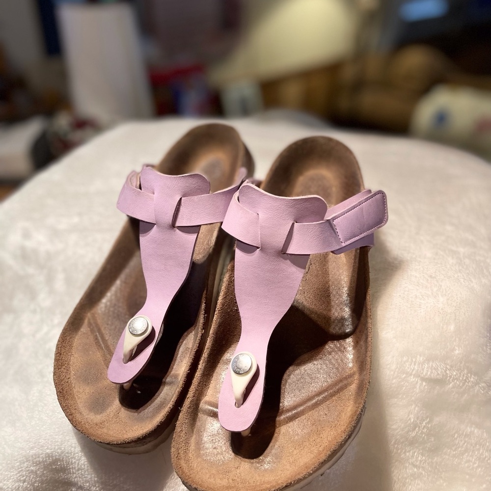 Birkenstock Size 9.5 used - Picture 4 of 7